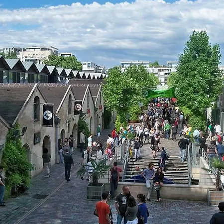 In Elegant And Charming 3-bedroom Near Bois De Vincennes