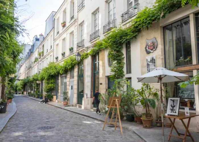 بيت للعطل In Elegant And Charming 3-bedroom Near Bois De Vincennes *